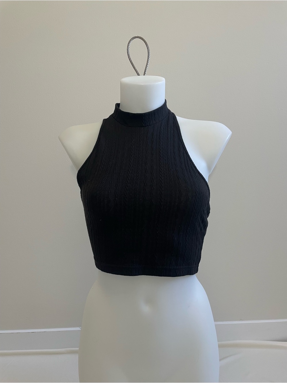 SHEIN Black Ribbed High Neck Crop Top